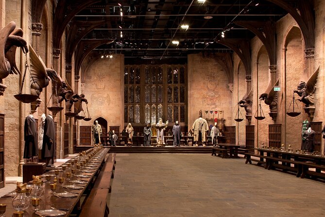 Harry Potter Warner Bros. Studio Tour with Transport from London - Diagon Alley and the green-screen broomstick
