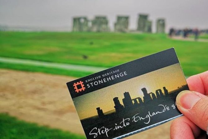 Heathrow Airport Arrival To Southampton Via Stonehenge - Why this Heathrow transfer works well