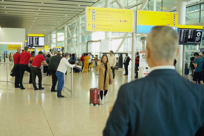 Heathrow Airport Taxi - Private Transfer to/from London - What the airport pickup actually involves