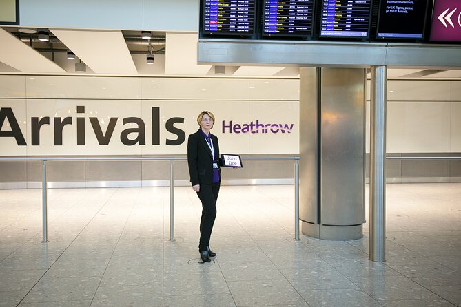 Heathrow Airport to Central London Transfer - Cars, luggage, and comfort for four people