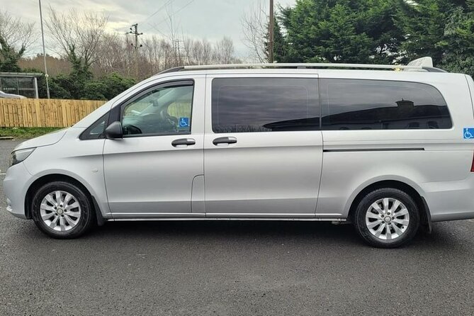 Heathrow Airport To Oxford Private Transfer - One Hour in a Private Air-Conditioned Vehicle