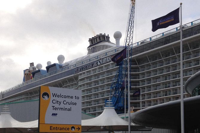 Heathrow Airport to Southampton Port or Hotel Private Airport Arrival Transfer - The drive south to Southampton