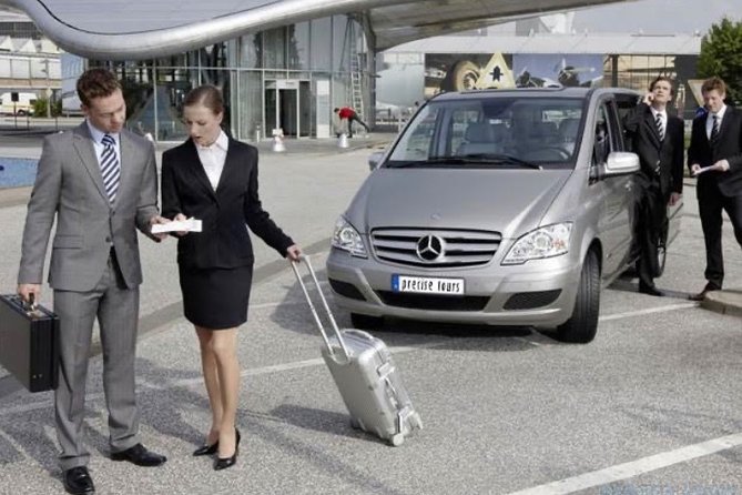 Heathrow London Airport Taxi Transfer To London Hotels - From Heathrow arrivals hall to your London hotel