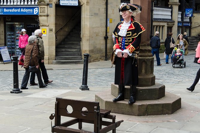 Hello Chester! Private Walking Tour - What the private format adds
