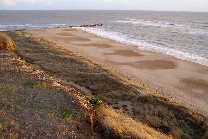 Hengistbury Head: A Self-Guided Audio Tour - Passing Hengistbury Hill