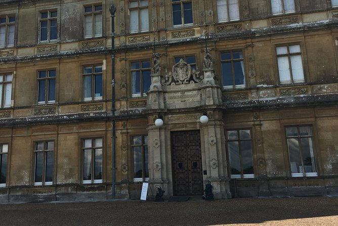 Highclere Castle Private Round Trip Transportation Service - The 1-hour-45-minute journey to Highclere