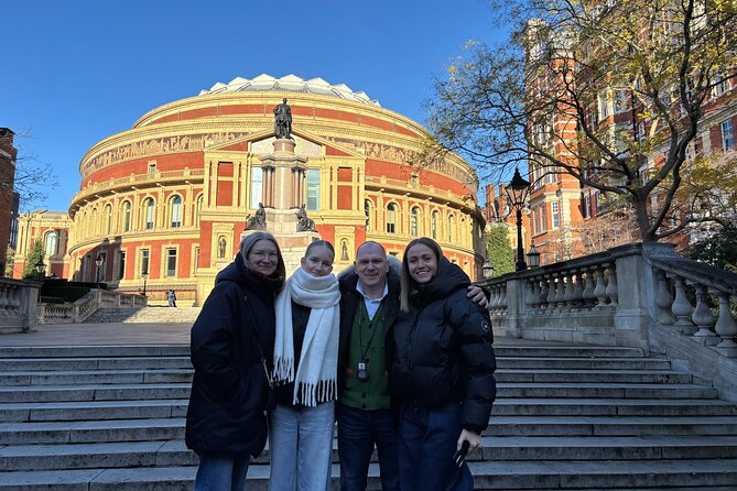 Highlights of London Private Guided Taxi Tour - A fast, friendly way to see central London