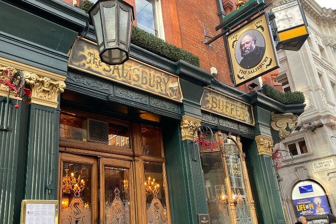 Historic Pub Walking Tour of London - Stop two: a pub with a different personality