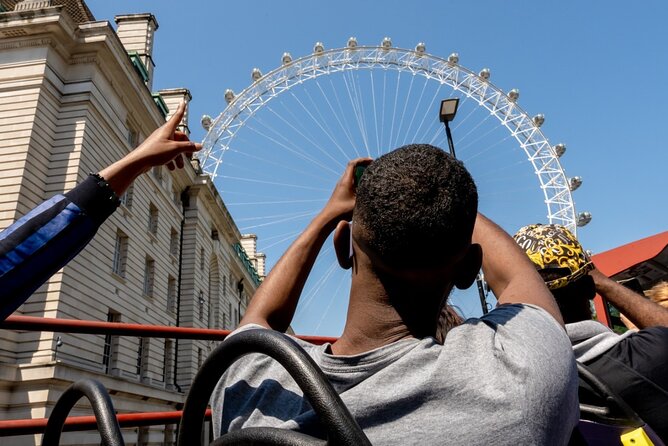 Hop on Hop off Bus Tour (24h) - Westminster, the London Eye, and the South Bank
