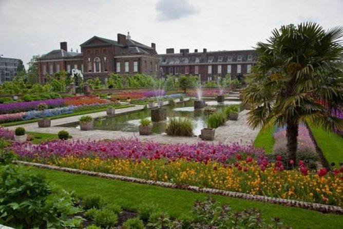 Hyde Park and Kensington Gardens: A Self-Guided Audio Tour - A calm way to cross central London