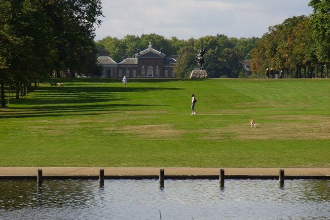Hyde Park and Kensington Gardens: A Self-Guided Audio Tour - Diana Memorial Fountain and the move into Kensington Gardens