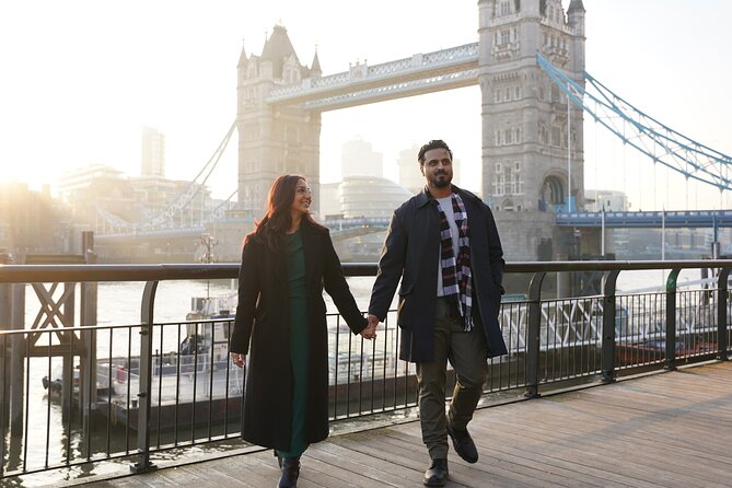 Iconic London Portraits Tour with Expert Local Photographer - Key points to know before booking