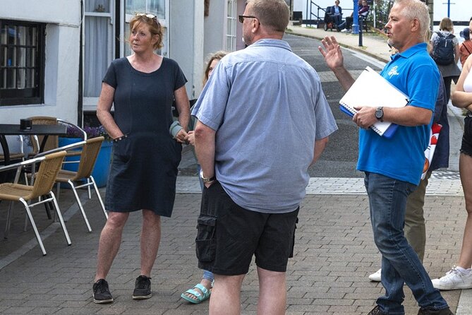Ilfracombe Harbour Ghost Tour - Why the outdoor format matters