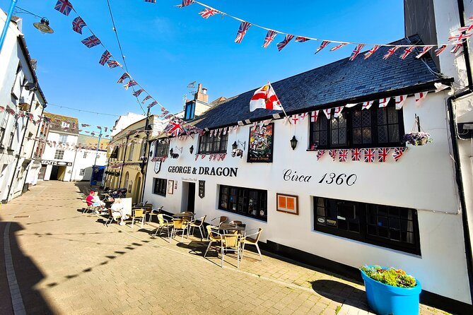 Ilfracombe Seafront History Walking Guided Tour - Who should book this Ilfracombe walk?