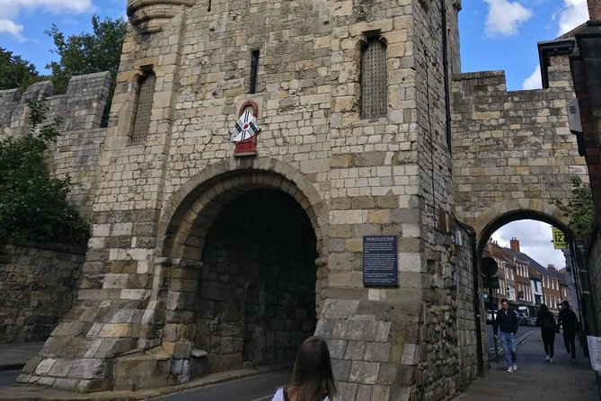 Immersive Murder Mystery in York, A City Treasure Hunt Experience - A 1491 crime scene beside Clifford’s Tower