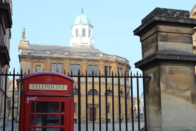 Inspector Morse, Lewis and Endeavour Oxford Walking Tour - Key points at a glance