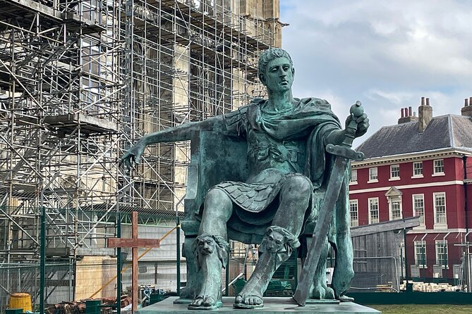 J & M York City Walking Tours - York Minster, best understood before you enter