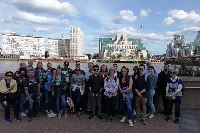 James Bond Small Group Mini Coach Tour of London - Vauxhall Bridge, MI6, and Spectre