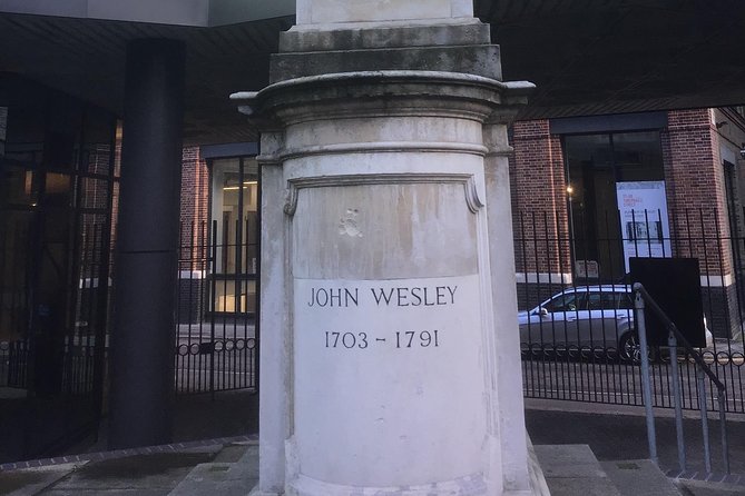 John Wesley Methodist Private Walking Tour Of London - St Giles Cripplegate and Wesley family connections