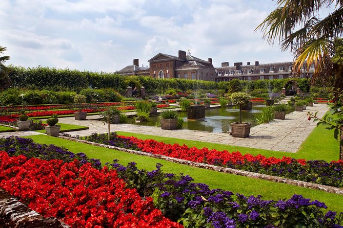 Kensington Palace Entrance Ticket - Entering a palace that still feels personal