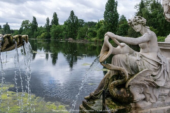 Kensington Private 4h Tour Including The Victoria & Albert Museum - The Albert Memorial and the edge of Hyde Park