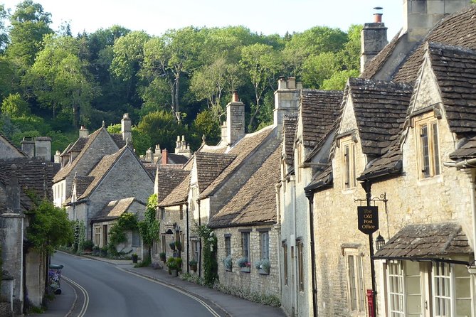 Lacock and Castle Combe - Afternoon Private Tour - Lacock at 1:30pm: a village shaped by film and history
