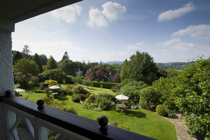 Lake District - Rail Tour from London with Cream Tea and Cruise - Winter: Wordsworth replaces Hill Top