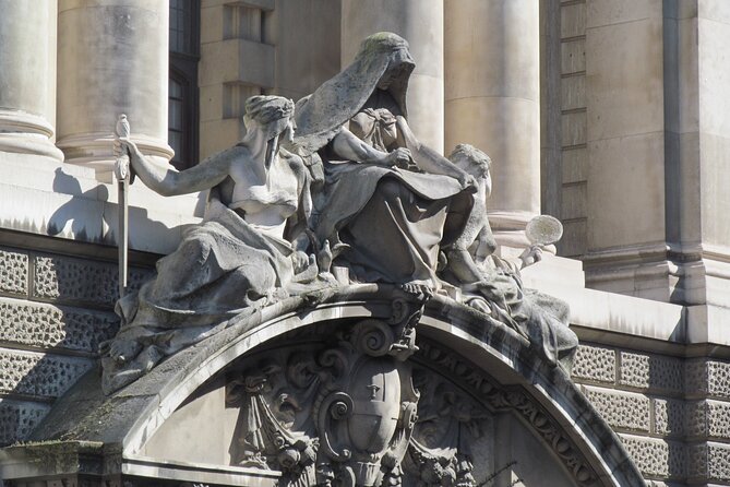 Law in London Private Tour - Should you book the Law in London Private Tour?