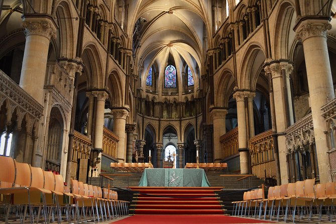 Leeds Castle, Canterbury Cathedral and Cliffs of Dover Day Trip - Who should book this experience?