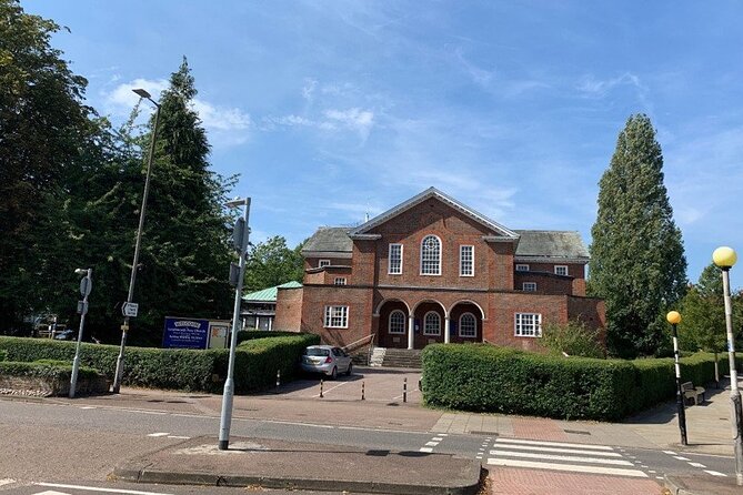 Letchworth Garden City: Self-Guided History Puzzle Walk - A 1936 cinema with a Hollywood opening