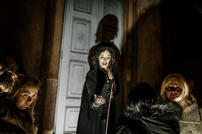 Liverpool Ghost Walking Tour - Liverpool’s ghosts come with a theatrical twist