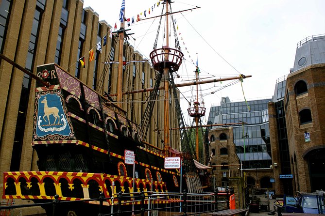 London 30 Top Sights with Fun Local Guide - Millennium Bridge and St. Paul’s Cathedral