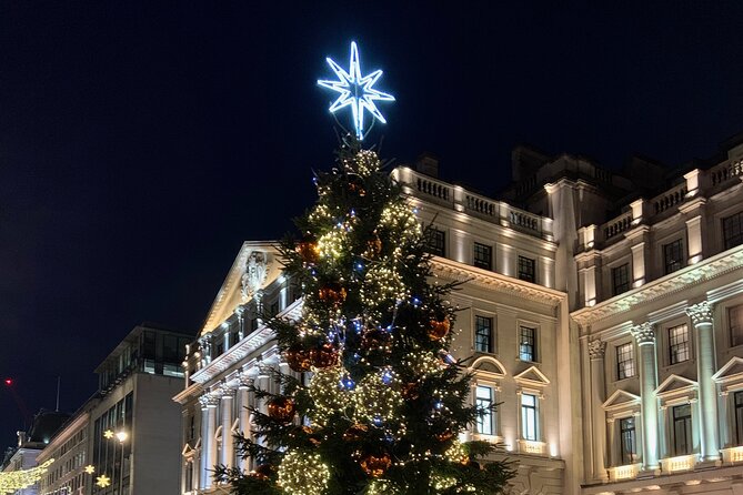 London Bespoke Black Cab Christmas Lights & Sights Private Tour - Why a black cab works well for Christmas lights