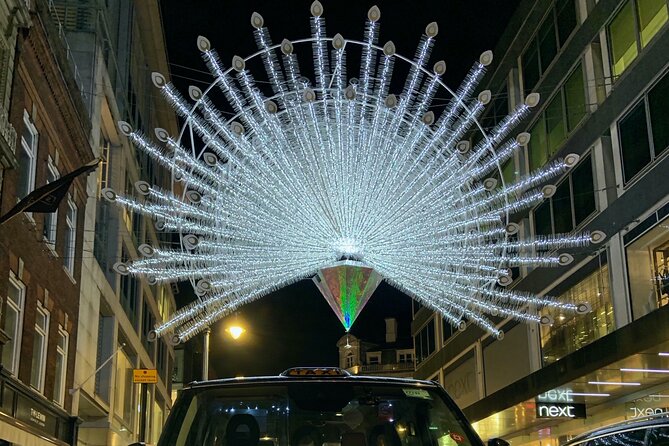 London Bespoke Black Cab Christmas Lights & Sights Private Tour - Belgravia brings a quieter kind of decoration