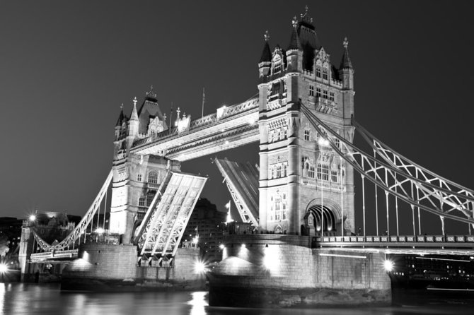 London Big Bus Evening Sightseeing Tour by Open-Top Bus - Open top or enclosed lower deck
