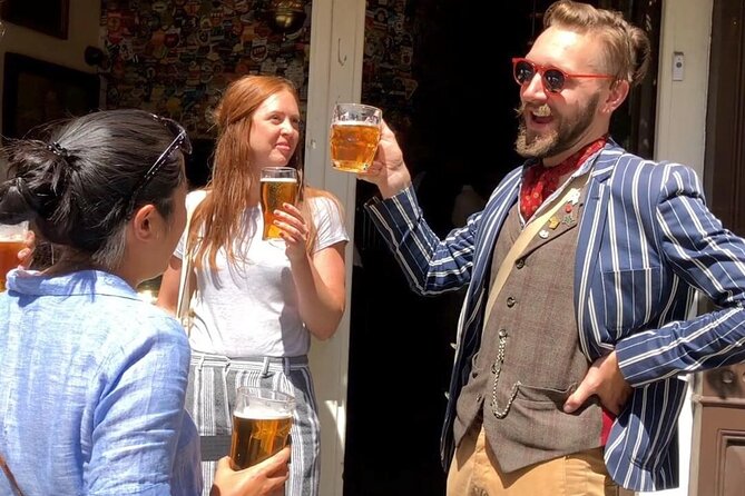 London Bike Tour: Landmarks, Secret Gems, Pub Stop & Street Art - Along the Thames to Cleopatra’s Needle and the London Eye