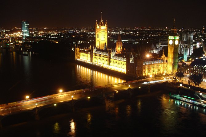 London by Night Bus Tour with Christmas Lights and Live Guide - Big Ben and the return to the London Eye