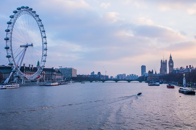 London by Night Independent Sightseeing Tour with Private Driver - Chinatown is the best stop for an evening meal