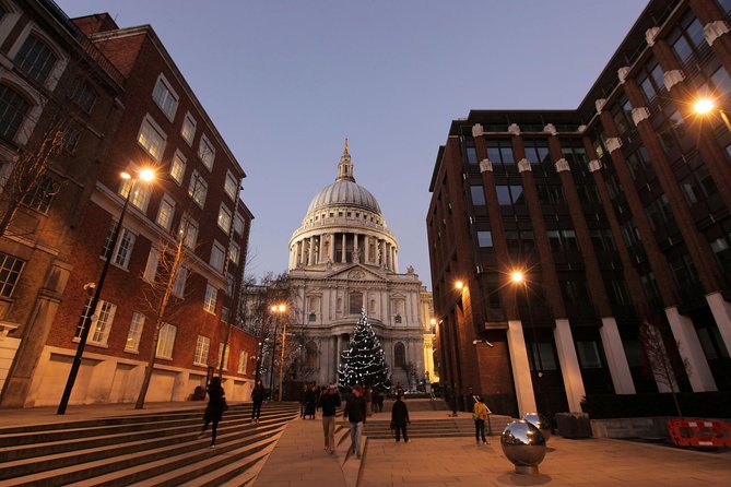 London by Night Sightseeing Open Top Bus Tour with Live Guide - Trafalgar Square, Piccadilly, and the moving city view