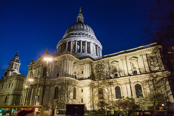 London by Night Sightseeing Tour - Open Top Bus - St Paul’s Cathedral and the City of London