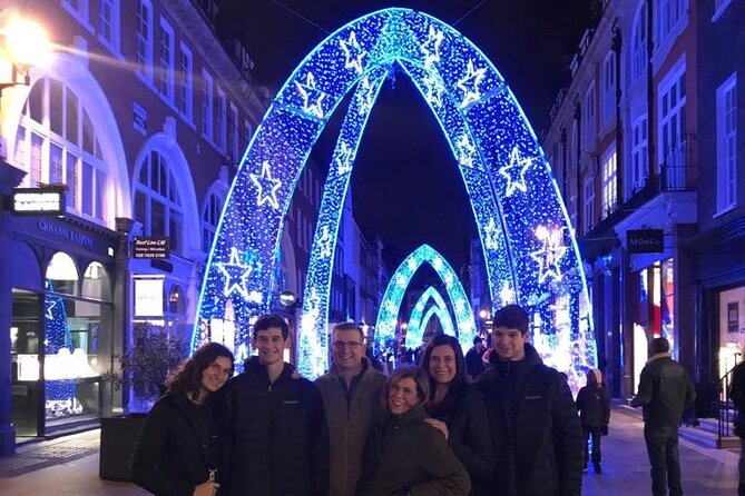 London Christmas Lights Private Tour by Traditional Black Cab - The first ride through London’s festive center