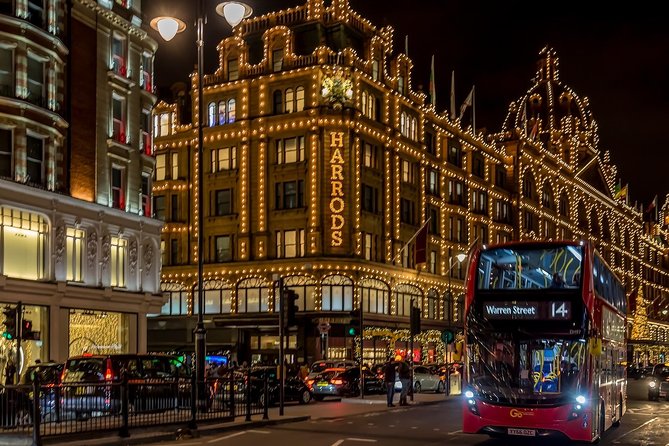London Christmas Lights Tour by Vintage Double-Decker Bus - Trafalgar Square and the first Christmas views