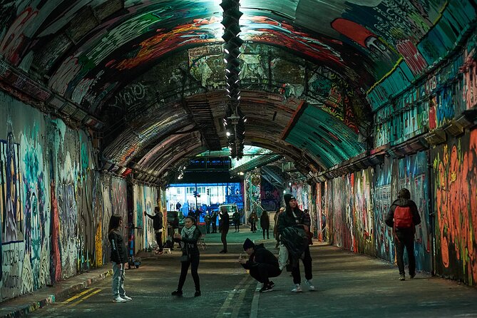London Creative Photography Tour - Private attention and guide style