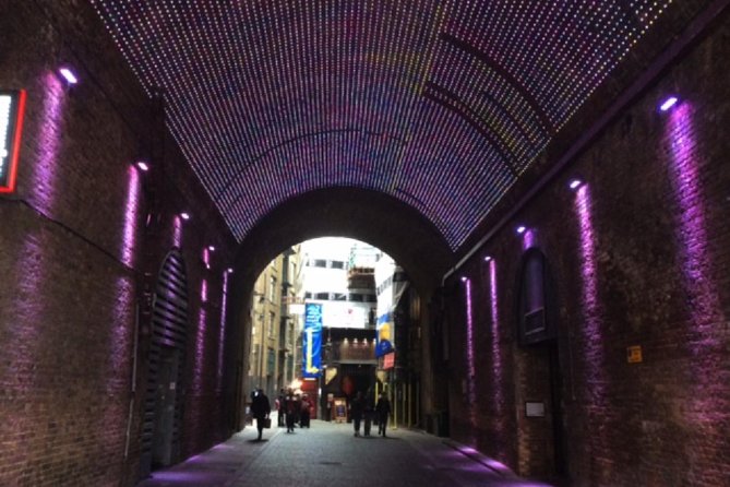 London Crimes And Punishment Private Walking Tour - Whitechapel, the Bell Foundry, and the Krays