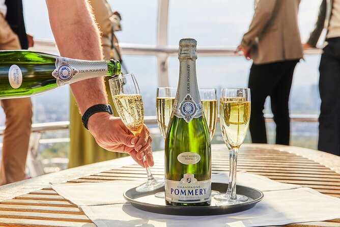 London Eye - Champagne Experience Ticket - The views from the South Bank to St. Paul’s