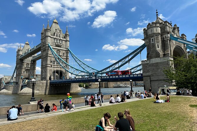 London for Kids Full Day with Westminster Abbey & Tower of London - Buckingham Palace and the guard ceremony