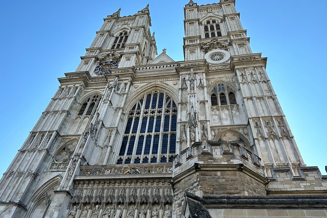 London for Kids Full Day with Westminster Abbey & Tower of London - Trafalgar Square offers a quick, visual history lesson