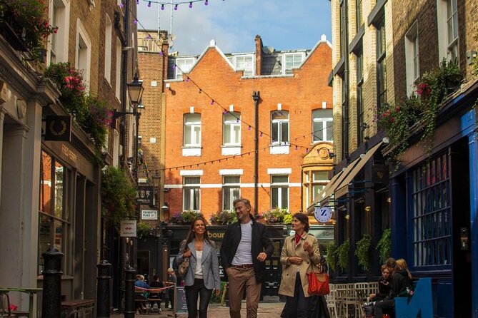 London Half Day Tour with a Local Guide: Private & Custom - Hackney and a slower neighborhood mood