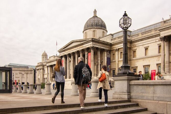 London Half Day Tour with a Local Guide: Private & Custom - Buckingham Palace and classic London