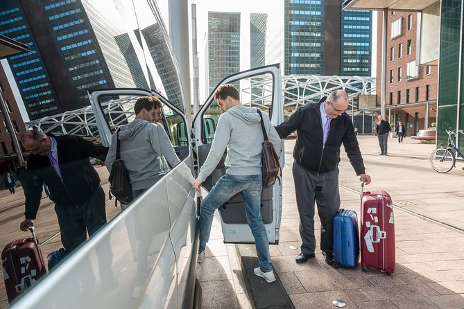 London Heathrow Airport Arrival Transfer (Airport to Southampton Hotel or Address) - Cancellation and booking details